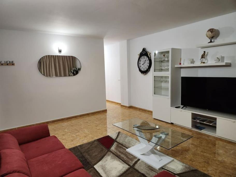 Lujoso Apartamento Vacacional Apartment Carrizal Exterior photo